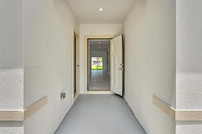 2033 Sw Castinet Ln, House other with 4 bedrooms, 3 bathrooms and null parking in Port St. Lucie FL | Image 39