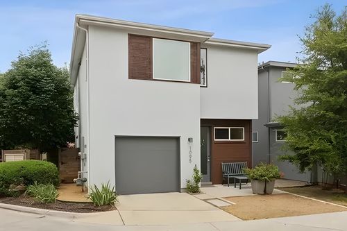 1095 Gallivant Ln, Dallas, TX, 75218-3940 | Card Image