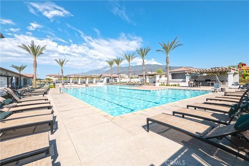 unit-2-16657 Snowdrop Ln, Fontana, CA, 92336-6646 | Card Image