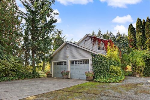 2060 Huddington Rd, Nanaimo, BC, V9X1M1 | Card Image