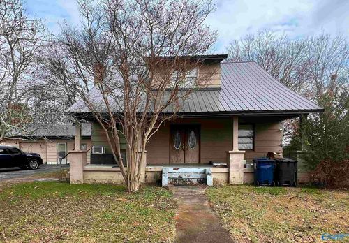 551 Walnut Grove Rd, New Market, AL, 35761-9111 | Card Image