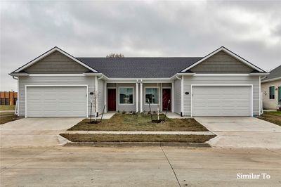 760 Linden Street, Condo with 3 bedrooms, 1 bathrooms and null parking in Carlisle IA | Image 2