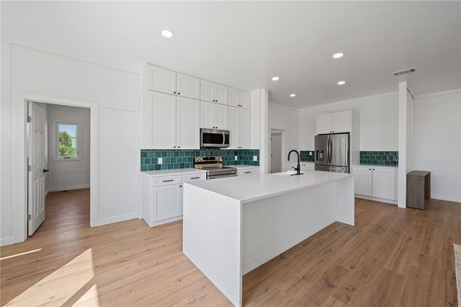 111 Starlight Path, House other with 4 bedrooms, 4 bathrooms and null parking in Red Rock TX | Image 7