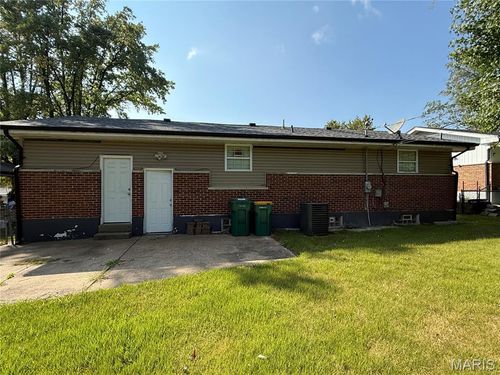 9800 Cambria Dr, Saint Louis, MO, 63136-5304 | Card Image