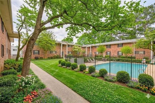 b4-315 Hilderbrand Dr, Atlanta, GA, 30328-4147 | Card Image