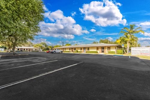 1803 & 1805 S 25th St, Fort Pierce, FL, 34947-4752 | Card Image