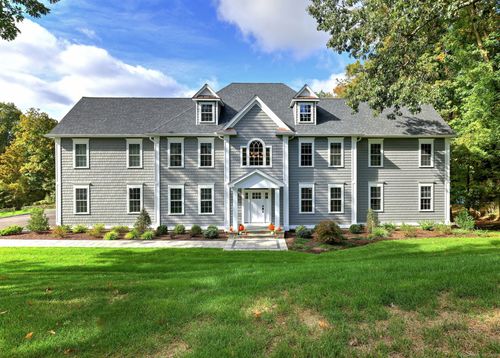 78 Old Tree Farm Ln, Trumbull, CT, 06611-1154 | Card Image
