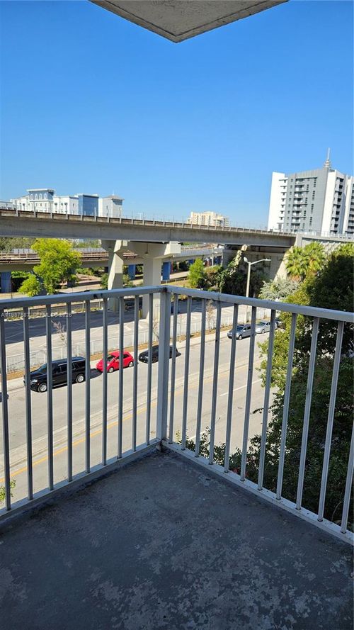 apt-507-850 N Miami Ave, Miami, FL, 33136-3526 | Card Image
