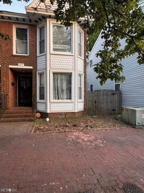 627 South St, Portsmouth, VA, 23704-3445 | Card Image