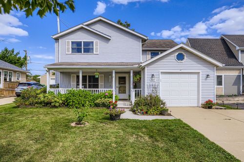 307 1st St, Wheeling, IL, 60090-2906 | Card Image