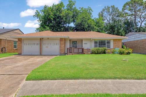 1403 Marlock Ln, Pasadena, TX, 77502-3146 | Card Image