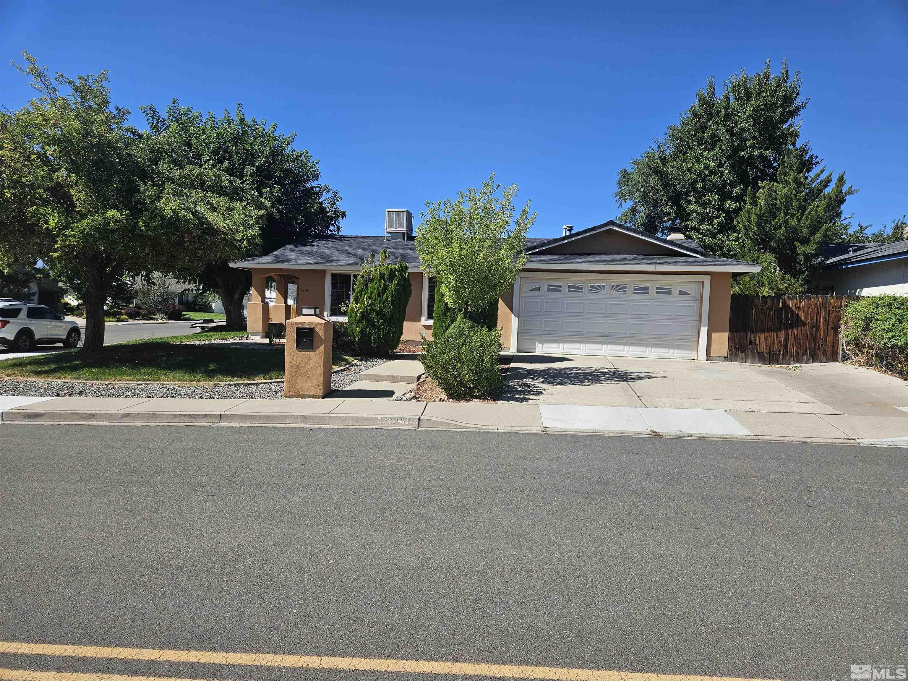 Lagomarsino Dr, Sparks, NV 89431