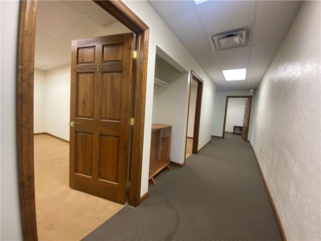 313 W Main St, Home with 0 bedrooms, 0 bathrooms and 4 parking in Carnegie PA | Image 21