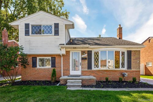 31273 Mackenzie Dr, Westland, MI, 48185-1660 | Card Image