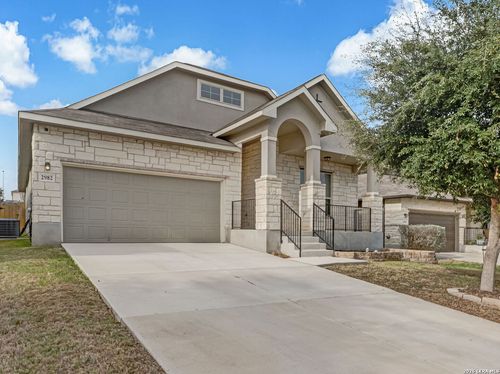 2982 Daisy Mdw, New Braunfels, TX, 78130-7085 | Card Image
