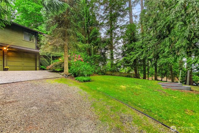 Midcentury Modern nestled within a serene woodland! | Image 5