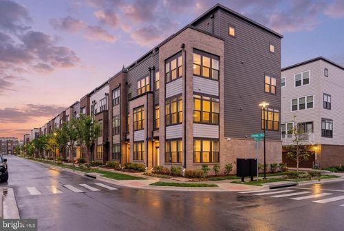 16233 Connors Way, ROCKVILLE, MD, 20855-2393 | Card Image