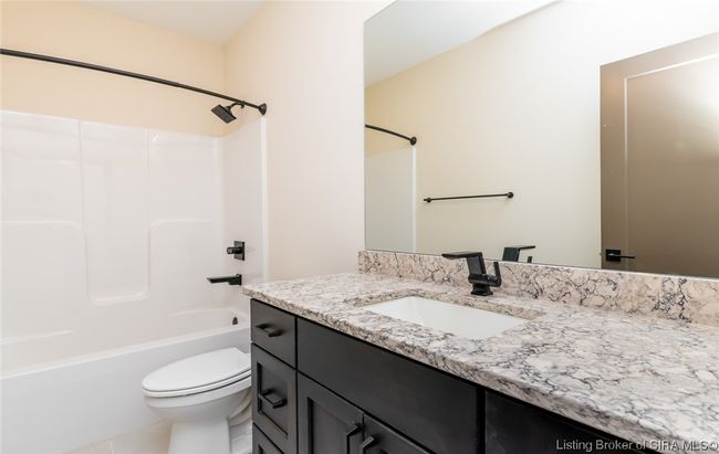 5560 Old Vincennes Rd, Home with 4 bedrooms, 4 bathrooms and null parking in Floyds Knobs IN | Image 89