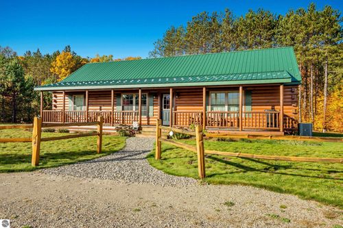 3418 Autumn Mist Lane, Thompsonville, MI, 49683 | Card Image