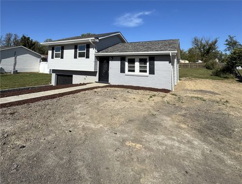 3 Collingate Dr, West Newton, PA, 15089-9710 | Card Image