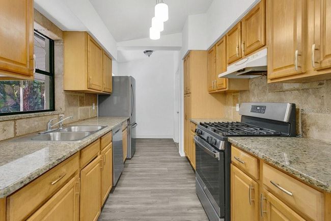 Kitchen | Image 9