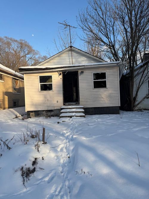 4549 Pennsylvania St, Gary, IN, 46409-2434 | Card Image