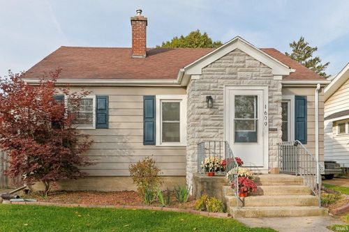 1609 Rumsey Ave, Fort Wayne, IN, 46808-3040 | Card Image