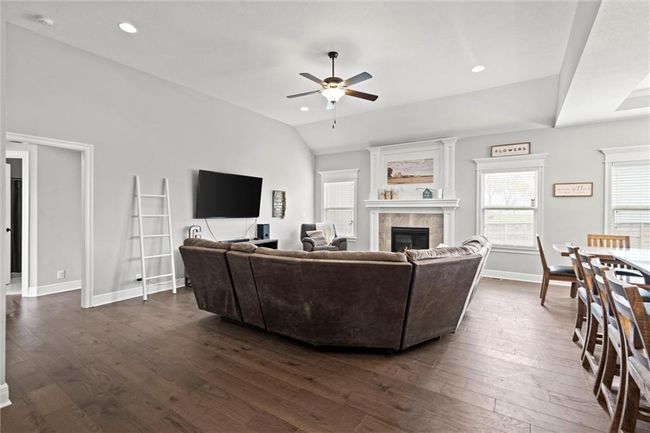 1002 Fox Trot Dr, House other with 4 bedrooms, 3 bathrooms and null parking in Odessa MO | Image 8