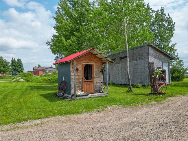 564 Adams Rd, House other with 3 bedrooms, 1 bathrooms and 17 parking in Mattawa ON | Image 14