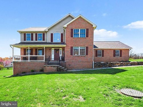 2832 Ritner Hwy, CARLISLE, PA, 17015-9434 | Card Image