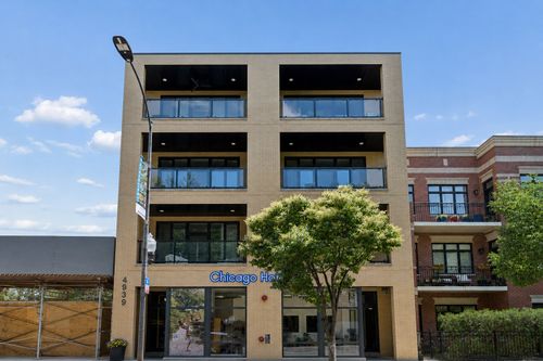 201-4939 N Damen Ave, CHICAGO, IL, 60625-1414 | Card Image