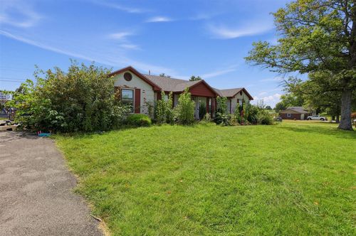 283 Mile Ln, Campbellsville, KY, 42718-8541 | Card Image