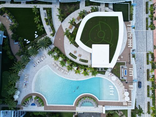 1908-220 Lake Shore Dr, Lake Park, FL, 33403-3584 | Card Image