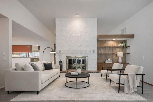 2200 Rosewood Ln, Edmond, OK, 73013-7615 | Card Image