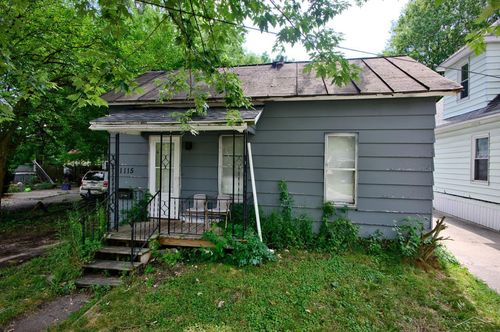 1115 Cleveland St, Saginaw, MI, 48602-4444 | Card Image