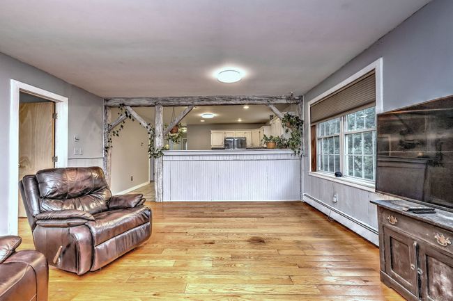 104 South St, House other with 4 bedrooms, 2 bathrooms and 10 parking in Morris CT | Image 12