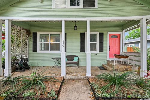 130 Groveland Pl, San Antonio, TX, 78209-6331 | Card Image