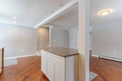 33 Linden St, Rochester, NH, 03867-3116 | Card Image