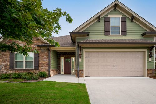 5480 Mandarin Cir, Hixson, TN, 37343-6802 | Card Image
