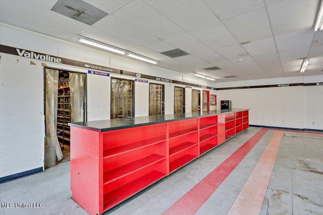 20-230 Clinton Plaza | Image 20
