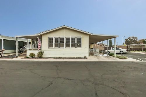 spc-121-1551 6th Avenue Dr, Kingsburg, CA, 93631-1744 | Card Image