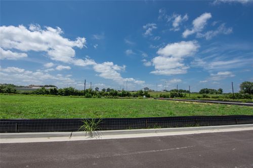 513 Trend View Drive, Weimar, TX, 78962 | Card Image