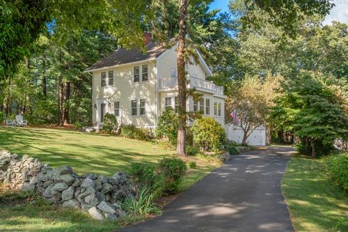 10 Medway St, Norfolk, MA, 02056-1336 | Card Image