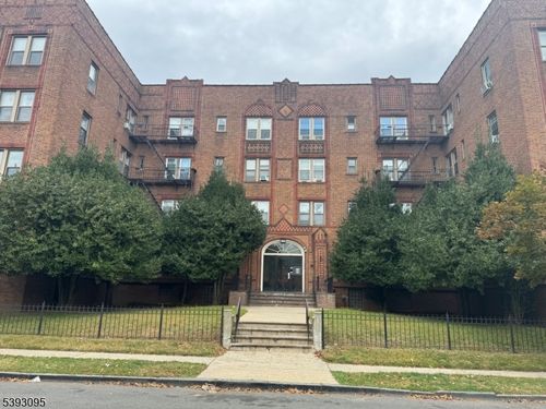 433 Lincoln Ave, Orange, NJ, 07050-2267 | Card Image