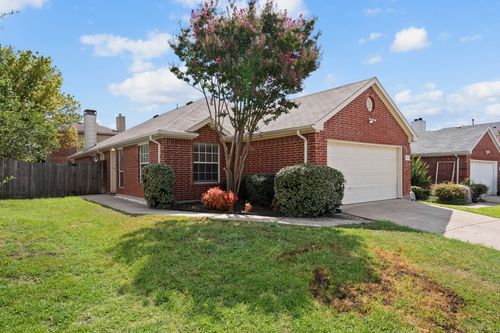 1418 Deville Cir, Garland, TX, 75043-1851 | Card Image