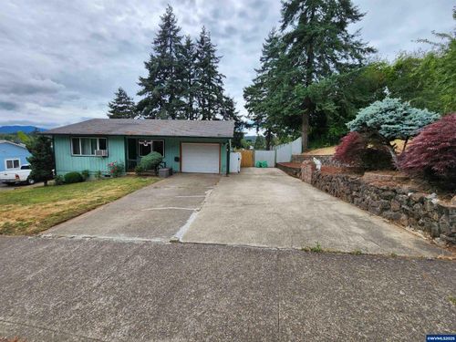 417 Ne Oaken Hills Dr, Willamina, OR, 97396-2758 | Card Image