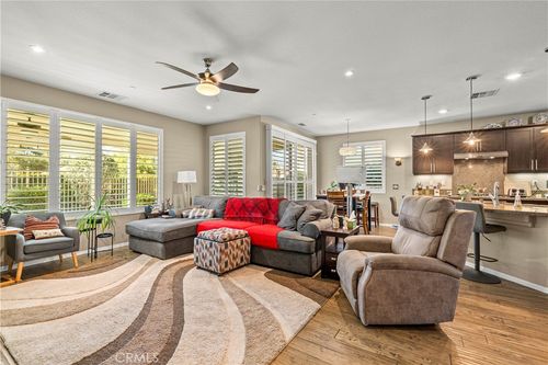 1385 Via La Presa, Hemet, CA, 92545-9703 | Card Image