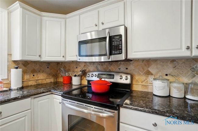 8420 Willow Glen Ct, House other with 4 bedrooms, 3 bathrooms and 2 parking in Holland OH | Image 24