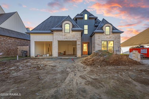 123 Cape Town Ave, Youngsville, LA, 70592-6872 | Card Image