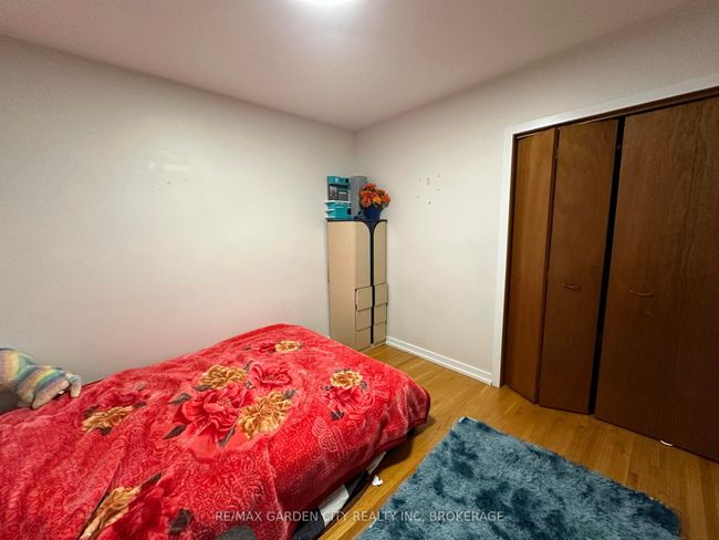 15 Champlain Ave, Home with 3 bedrooms, 1 bathrooms and 2 parking in Hamilton ON | Image 18